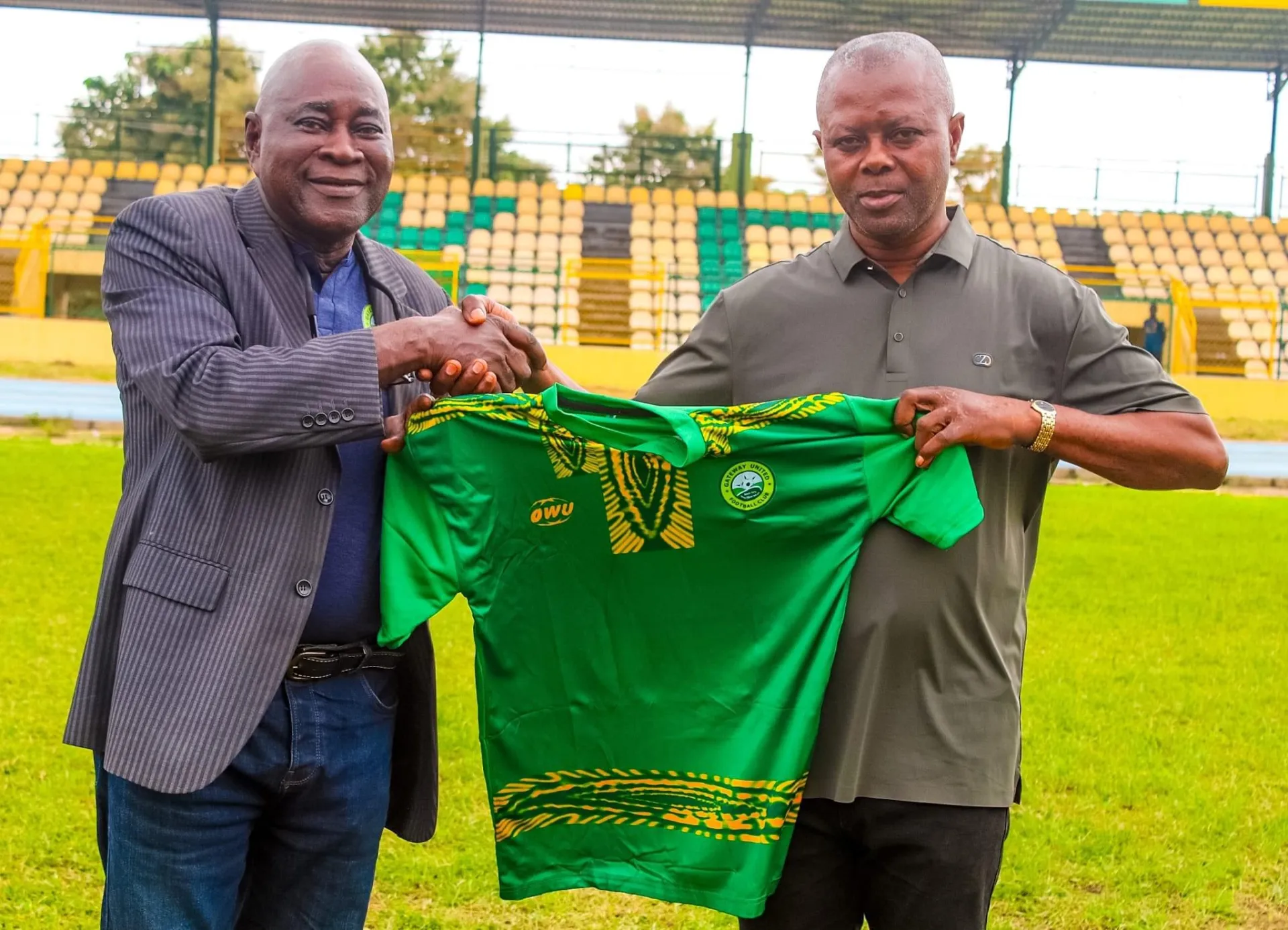 Acting general manager of Gateway United, Niyi Soleye (left) and Gateway United head coach, Samson Omiponle (right) during presentation of the club's new technical crew in August 2023. Credit: Gateway United FC/Facebook