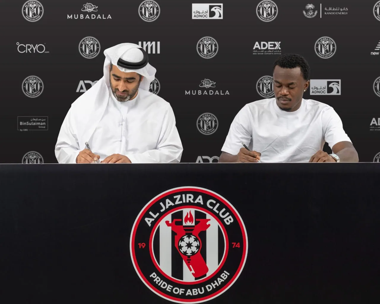 Al Jazira Confirm Anthony Dennis Signing